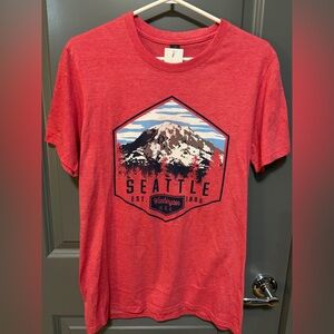 Seattle Graphic Tee in Red